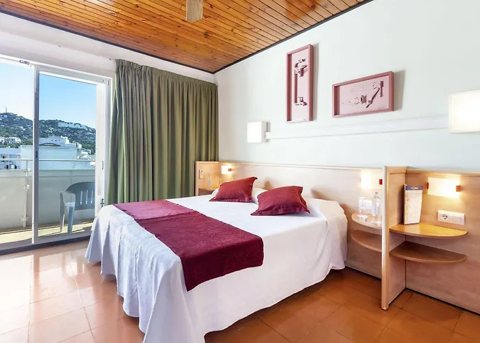 Szálloda Xaine Park 4*