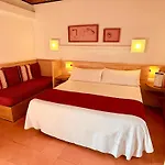 Xaine Park Hotel 4*