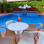 Hotel Xaine Park 4*