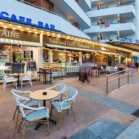 Xaine Park Hotel