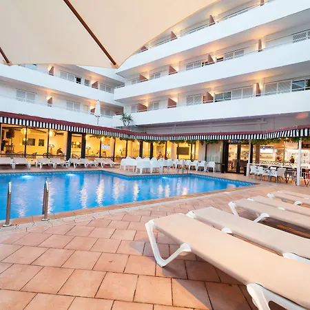 Xaine Park 4*
