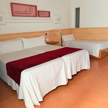 Xaine Park Hotel