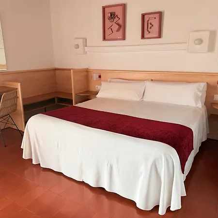 Hotel Xaine Park 4*