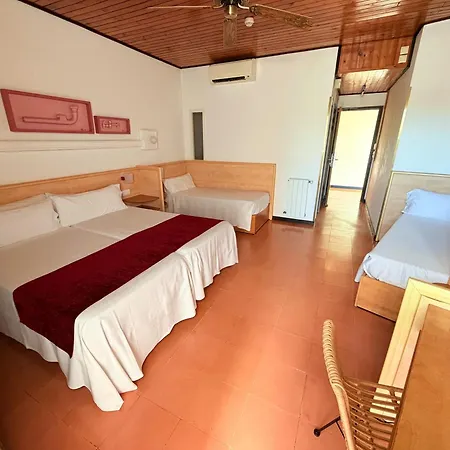 Xaine Park 4*