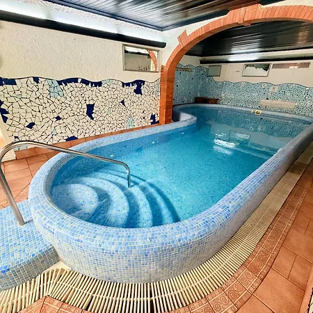 Hotel Xaine Park 4*