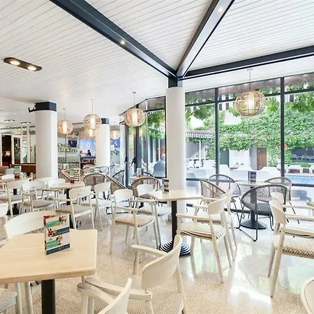 Hotel Xaine Park 4*