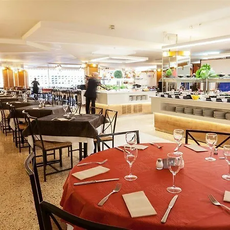 Hotel Xaine Park 4*