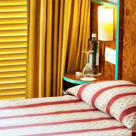 Hotel Xaine Park 4*
