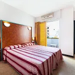 Xaine Park 4*