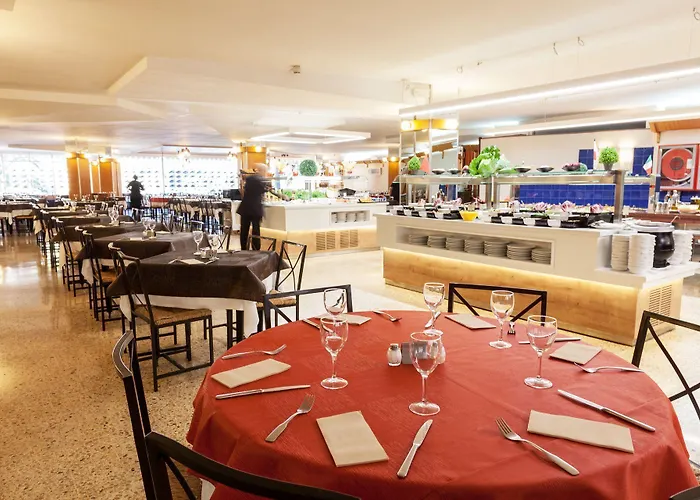 Hotel Xaine Park 4*