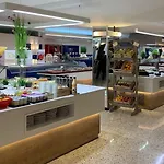 Xaine Park 4*